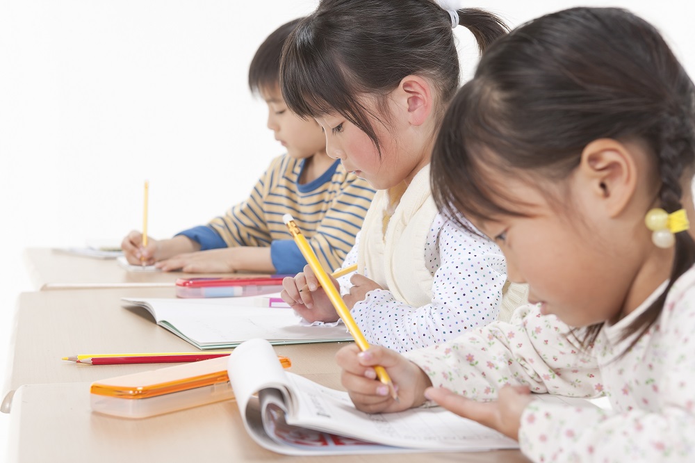 英語とプログラミングの両方が学べる幼児英語コース
